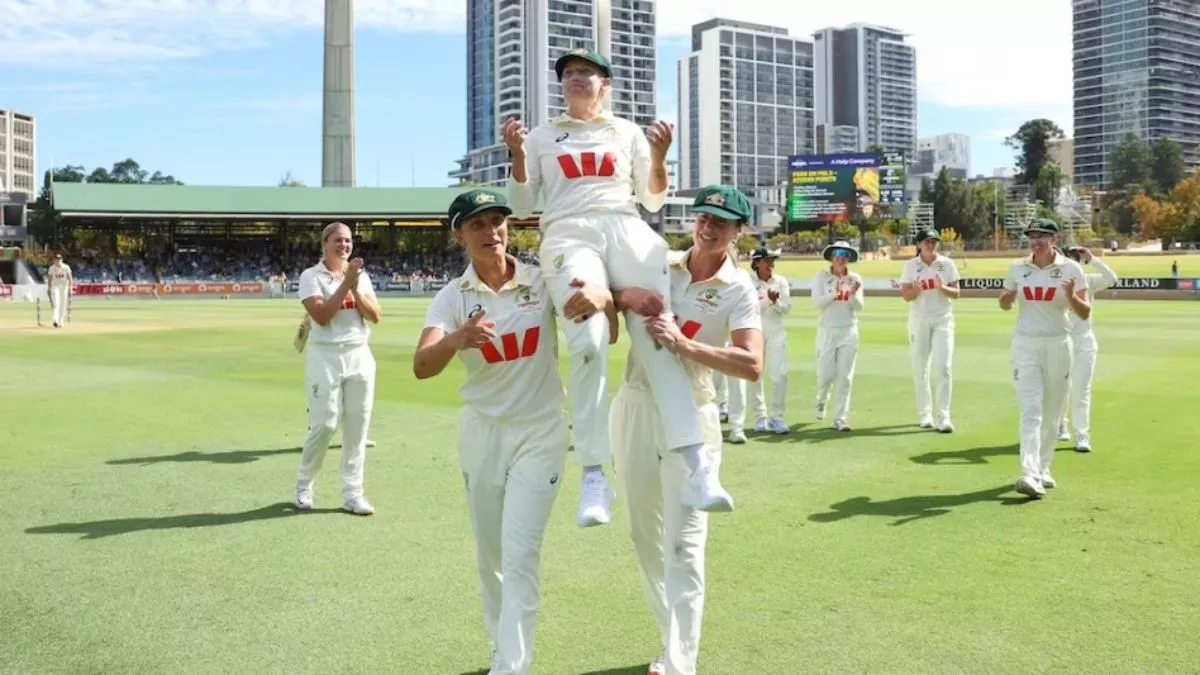 ऑस्ट्रेलियाई कप्तान एलिसा हीली ने जीत के साथ इंटरनेशनल क्रिकेट से ली विदाई Australian captain Alyssa Healy bids farewell to international cricket with a win