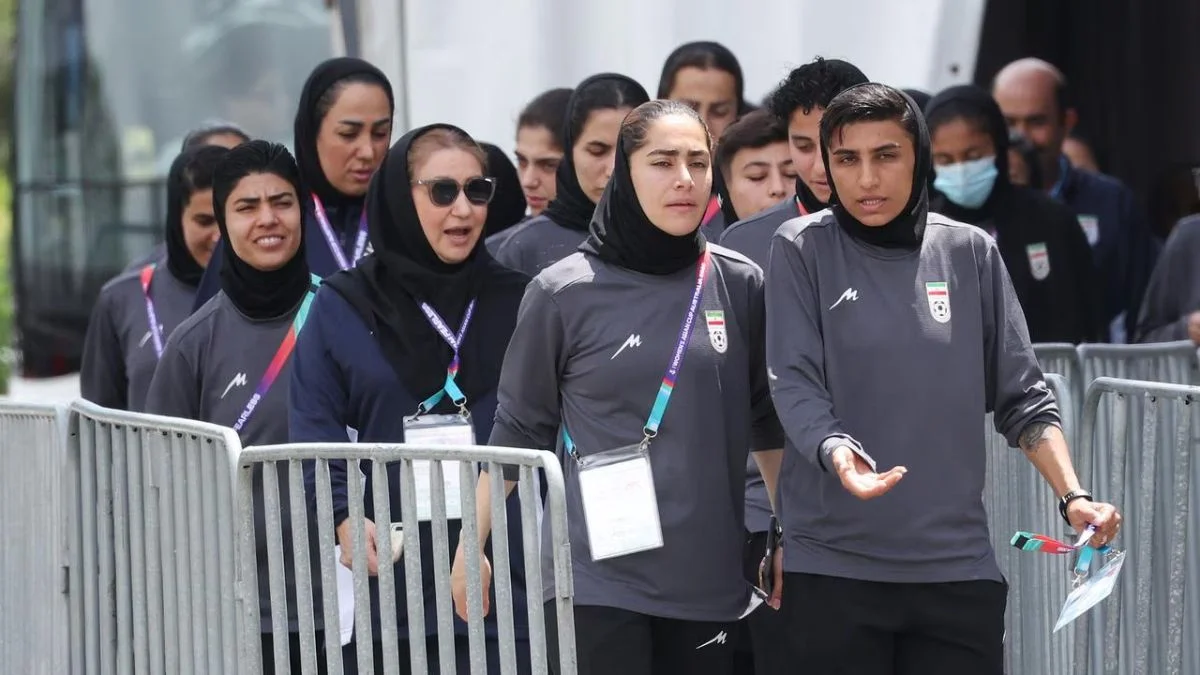 Champions League: ईरान पर हुए हमलों के बाद एशियाई फुटबॉल महासंघ ने पश्चिमी क्षेत्र के चैंपियंस लीग मैच किए स्थगित Iran Women Football Team