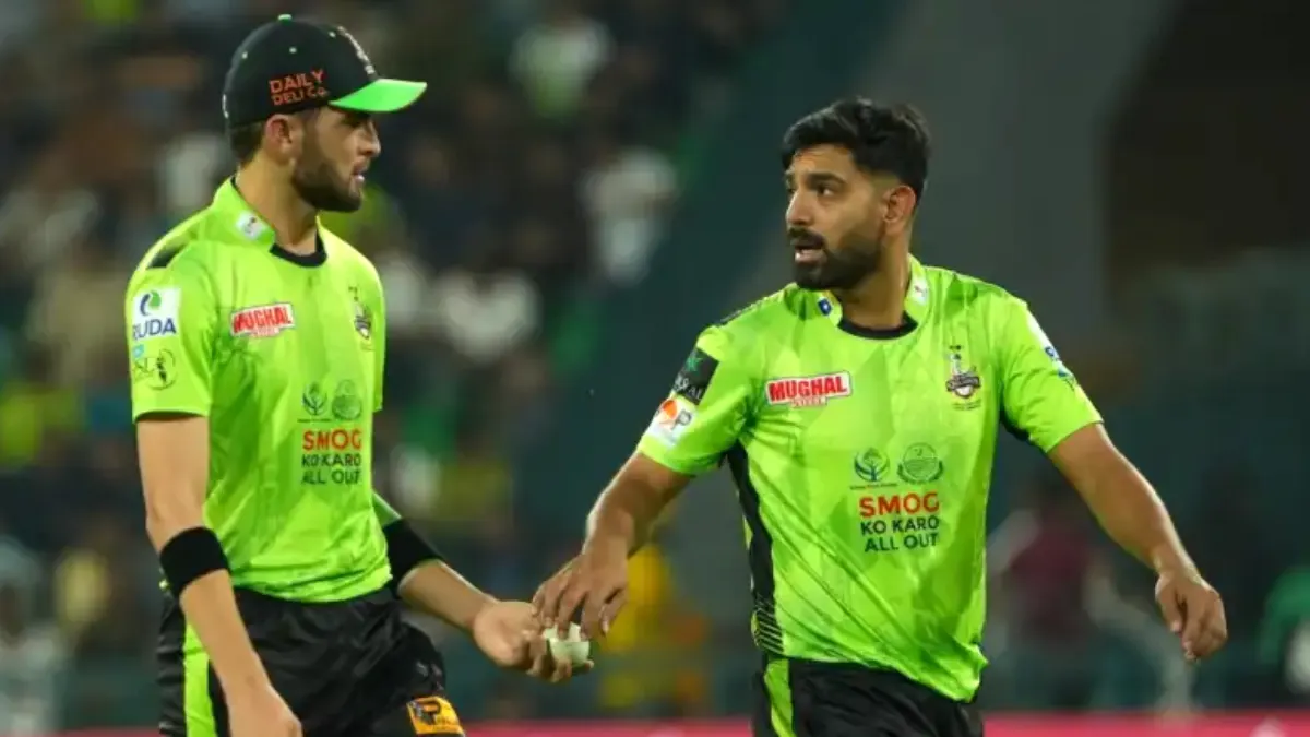PSL 2026: कराची किंग्स के खिलाफ मुकाबले में लाहौर कलंदर्स को क्यों मिली 5 रन की पेनल्टी, जानिए वजह PSL 2026: कराची किंग्स के खिलाफ मुकाबले में लाहौर कलंदर्स को क्यों मिली 5 रन की पेनल्टी, जानिए वजह