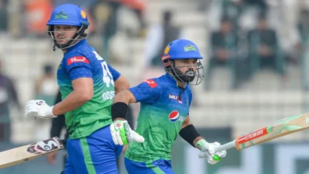 PSL 2026 में फिर लौटे मुल्तान सुल्तान्स, सियालकोट स्टैलियंज ने बदला नाम Ahead of PSL 2026, Sialkot Stallionz rebranded as Multan Sultans after ownership changes and franchise fee revisions. The announcement was made by PSL CEO Salman Naseer during a press conference.