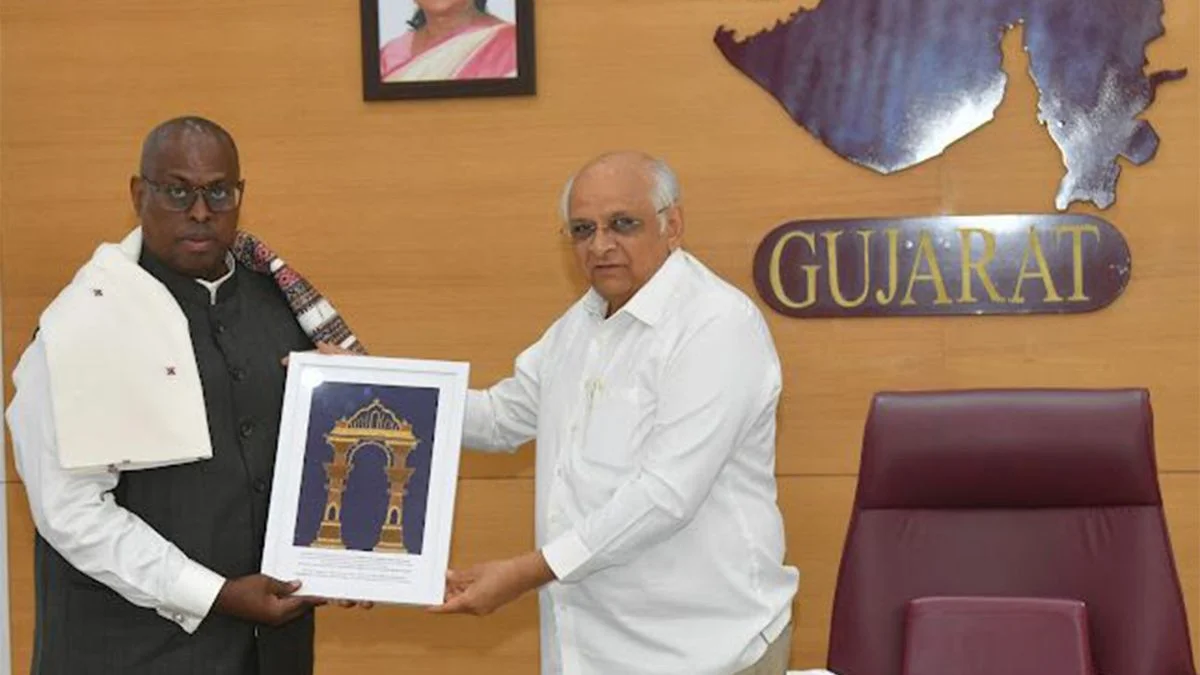 Commonwealth Games Delegation Arrives meet Gujarat CM