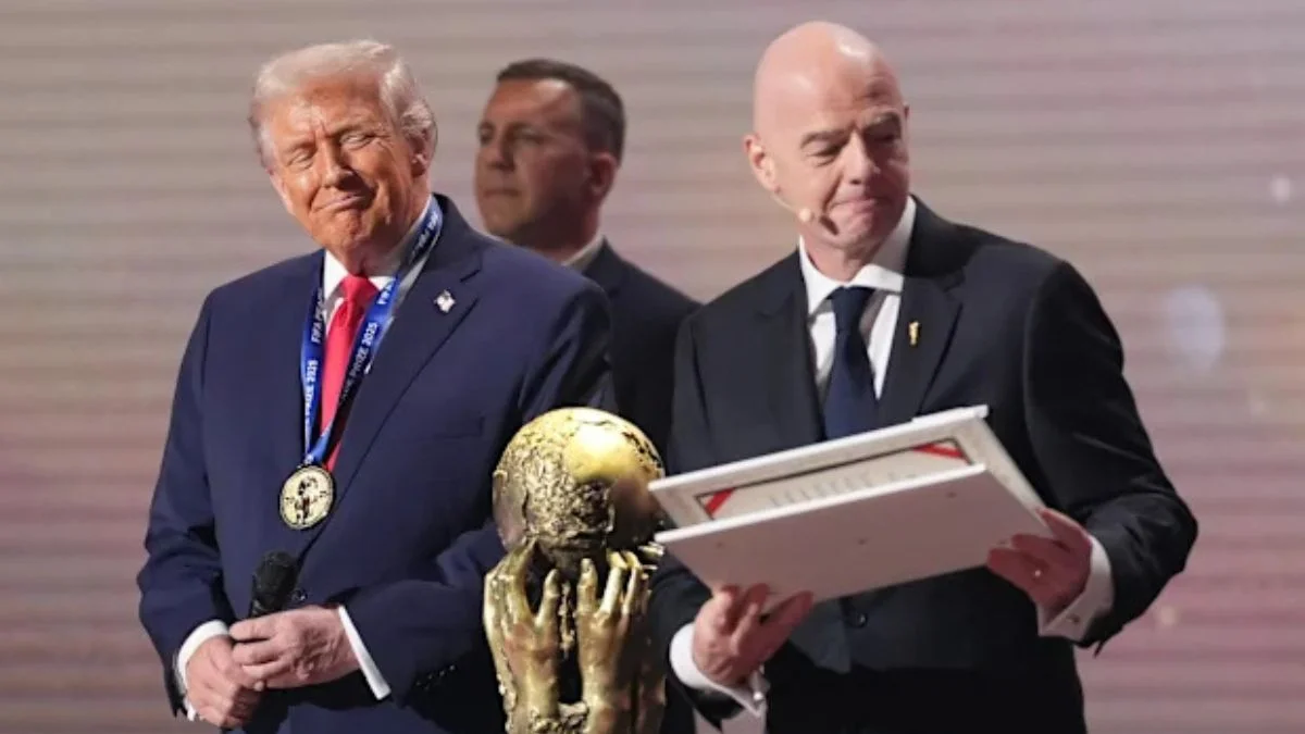 Donald Trump and Gianni Infantino 