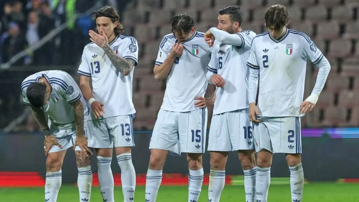 FIFA World Cup 2026: पेनल्टी शूटआउट में मिली इटली को हार, लगातार तीसरी बार नहीं कर पाए फीफा वर्ल्ड कप के लिए क्वालिफाई Italy Football Team