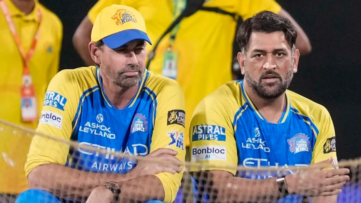 CSK vs GT: क्या आज मैदान पर उतरेंगे एमएस धोनी? कोच फ्लेमिंग के बयान ने बढ़ाया सस्पेंस! MS Dhoni fitness update by Stephen Fleming for CSK vs GT match IPL 2026