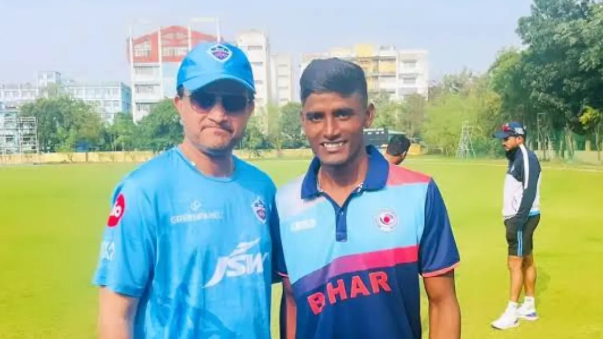 Bihar Cricketer Sakib Hussain With Sourav Ganguly