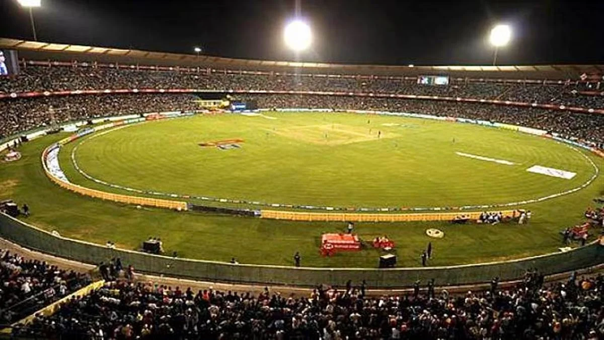 IPL 2026: RCB vs MI मैच आज, जानें पिच रिपोर्ट, मौसम का हाल और अन्य जानकारी IPL 2026: RCB vs MI मैच आज, जानें पिच रिपोर्ट, मौसम का हाल और अन्य जानकारी
