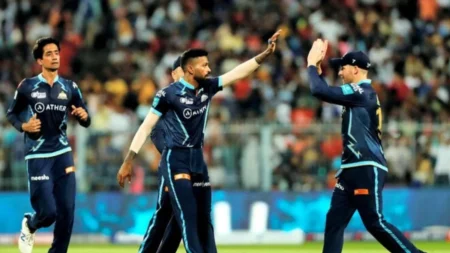 IPL फाइनल में टॉप 5 सर्वश्रेष्ठ गेंदबाजी प्रदर्शन, हार्दिक पांड्या भी हैं खास सूची में शामिल IPL फाइनल में टॉप 5 सर्वश्रेष्ठ गेंदबाजी प्रदर्शन, हार्दिक पांड्या भी हैं खास सूची में शामिल