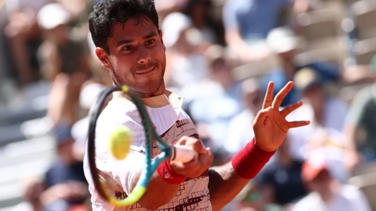 French Open 2026: महिला अंपायर पर 'अभद्र' कमेंट के चलते एडोल्फो डेनियल पर लगा फ्रेंच ओपन इतिहास का सबसे बड़ा जुर्माना Adolfo Daniel Vallejo